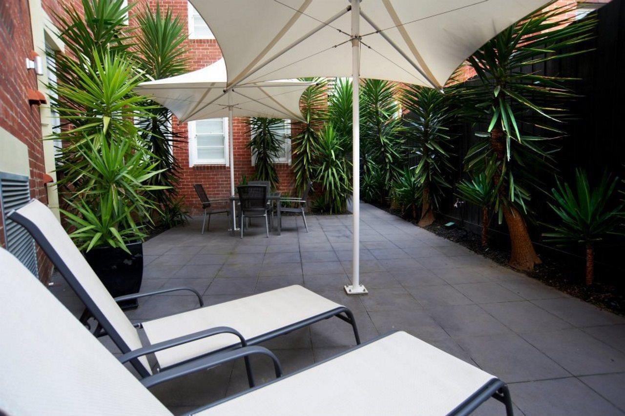 Aparthotel Quest East Melbourne Esterno foto